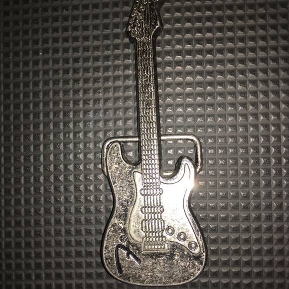 fender guitar belt buckle